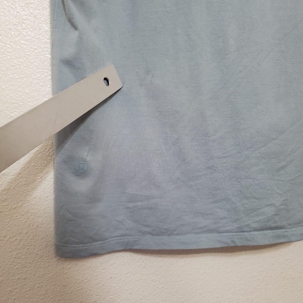 Lululemon Short Sleeve - Picture 4 of 4
